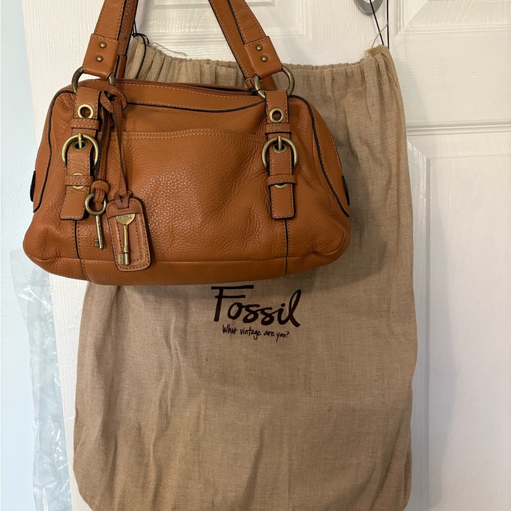 Vintage Fossil Tan Pebbled Leather Satchel w/ Key Fob - Picture 3 of 11
